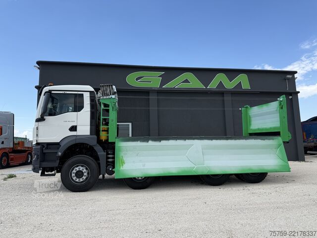 Autocamion basculant tridirecțional MAN TGS 41.520 40Ton 8x4 Euro6 KIPPER 18cbm