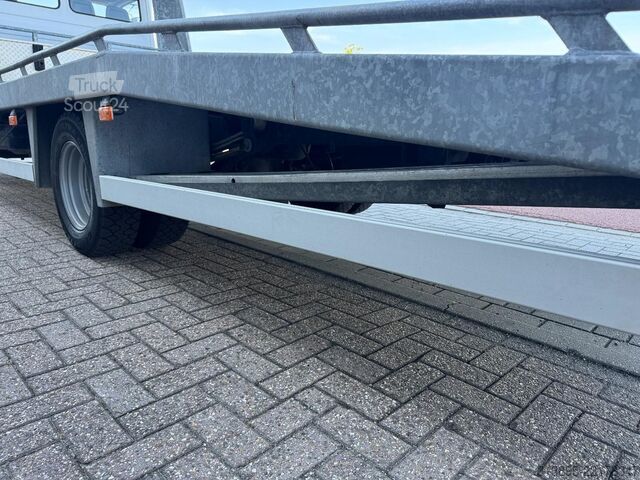 Autotransporter Mercedes-Benz Vario 614, Tijhof Galvaniced Car transporter