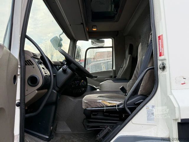 Camion frigorifique DAF CF 75.310 4X2 Carier Frigo Spring/Air EURO5