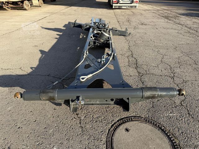 Dreiseitenkipper LKW  Meiller Trigenius D421 3 Seiten Kipper Unfall