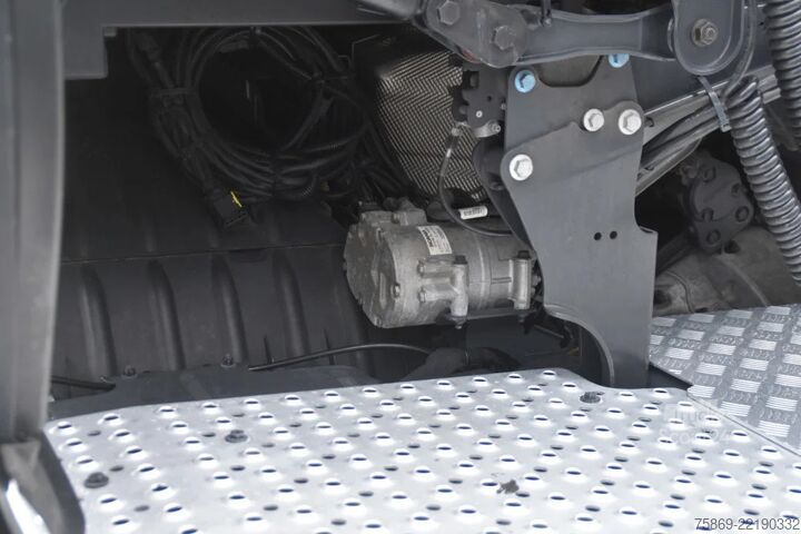 Standard-SZM Scania S530 NGS  V8 SUPER 6x2/4NB - AS GOOD AS NEW - O...