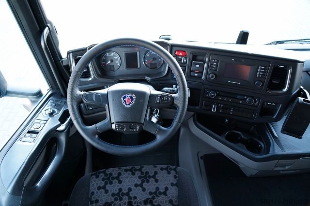 Standard nyergesvontató SCANIA R 450 / RETARDER / HYDRAULIKA / I-PARK COOL / AL