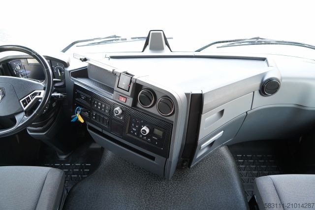 Standard tractor unit RENAULT T 480 / RETARDER / 2022 / 13 LITROWY / SPROWADZ