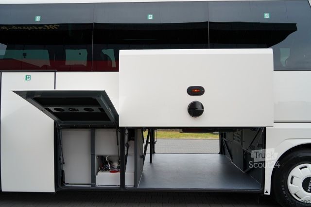 Bus MAN LIONS COACH R08 / EURO 6 / FABRYCZNIE NOWY / DOS