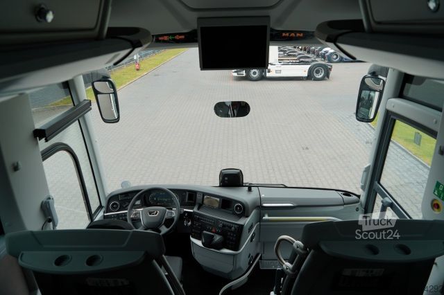 Bus MAN LIONS COACH R08 / EURO 6 / FABRYCZNIE NOWY / DOS