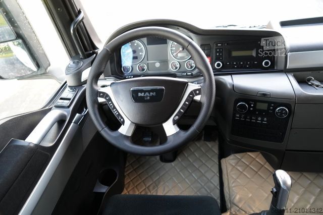 Tracteur routier standard MAN TGX 18.440 / XLX / MEGA / MANUAL / LOW DECK  