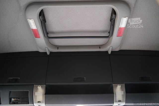 Tracteur routier standard MAN TGX 18.440 / XLX / MEGA / MANUAL / LOW DECK  