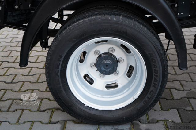 Fourgon benne basculante IVECO DAILY 35-130 / WYWROTKA TYLNOZSYPOWA / BLI?NIAK