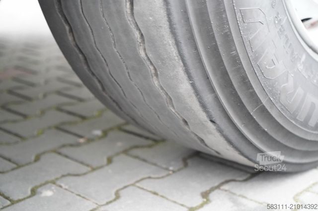 Reefer semitrailer FRUEHAUF KONTENER / KOFFER / ROLETA / POD?OGA BARDZO MOC