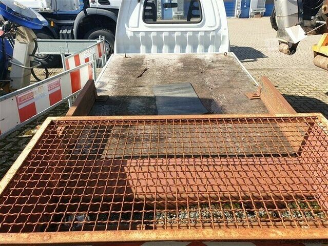 Customized van Pfau S 85 4x4 PFAU S 85 4x4