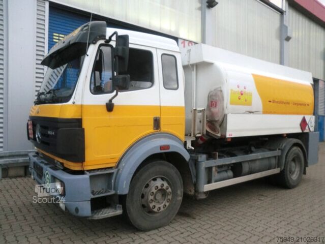 Autocisterna Mercedes-Benz SK 1824 L 4x2 SK 1824 L 4x2, Esterer Tankaufbau ca. 13.100l, 2 Kammern