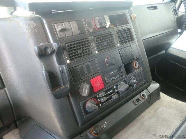 Camion caisson Iveco EuroTech 190E40 4x2 Euro Tech 190E40, Möbelkoffer, 49 cbm