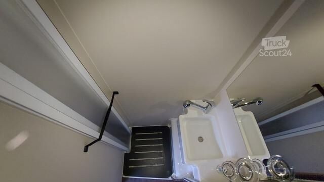 Camping-car semi-intégré FORSTER T 699 EB TRAVEL LINE WINTER PAKET / DACHKLIMA