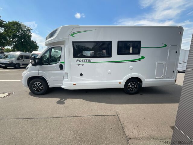Half-integraal camper FORSTER T 699 LF TRAVEL LINE PLUS RÜCKFAHRKAMERA
