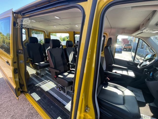 Minibus VOLKSWAGEN CRAFTER 2.0TDI 8 SITZER TEMP. KLIMA AHK 1.HAND