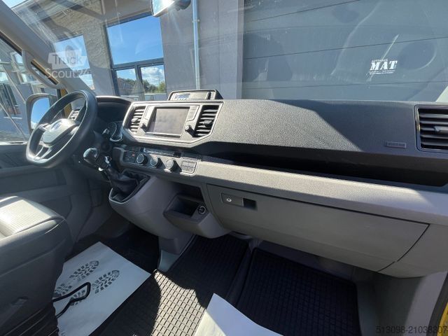 Minibus VOLKSWAGEN CRAFTER 2.0TDI 8 SITZER TEMP. KLIMA AHK 1.HAND