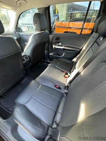 Pick-up MERCEDES-BENZ GLB 200 d  1.Hand SUV PKW AHK Automatik