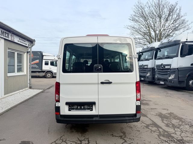 Minibus MAN TGE 3.140/9-Sitzer/Rollstuhlgerecht/Automatik/AC