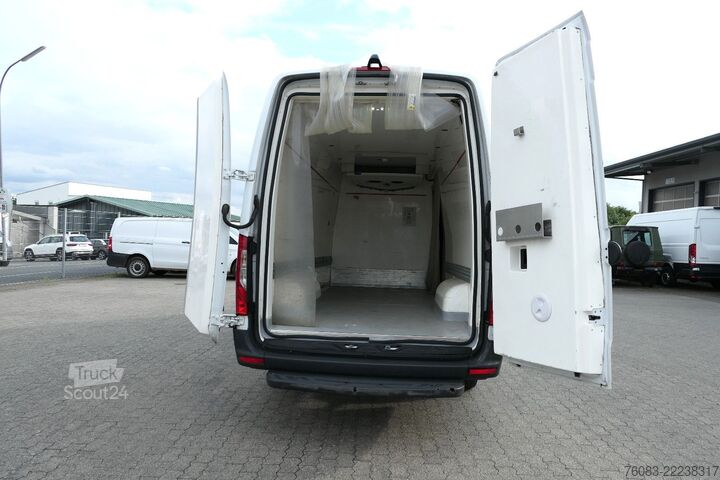 Рефрижераторний фургон MERCEDES-BENZ Sprinter 317CDI Maxi Tiefkühlkasten Klima Navi