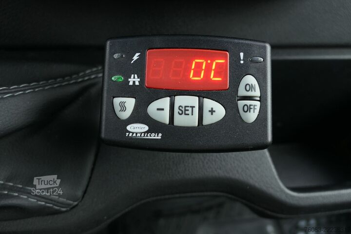Kylskåpsbil MERCEDES-BENZ Sprinter 317CDI Maxi Tiefkühlkasten Klima Navi