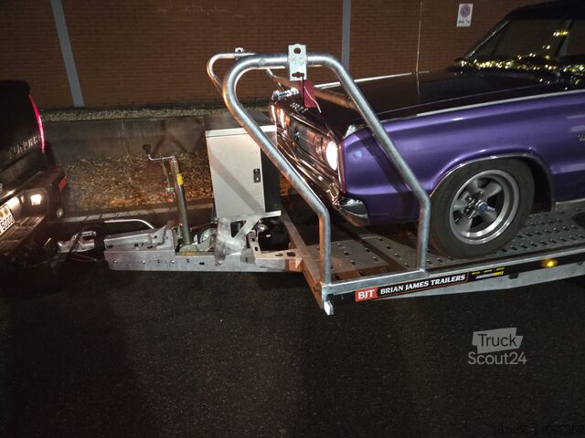 Autotransporter Brian James Trailers A4 Motorsport 500x200 Stau RRegal