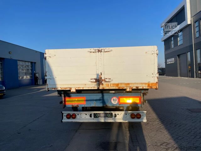 Flatbed Renders / Aluminium Borden / Hardwood Floor / Mercedes ...