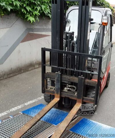 Etuhaarukkatrukki Manitou MI18 D 1,8t Diesel