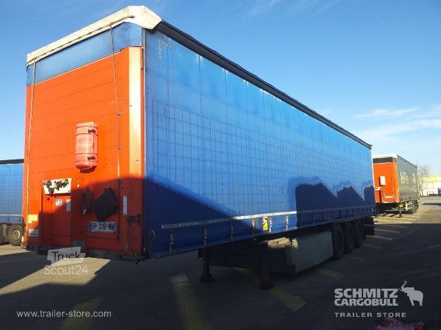 Open semitrailer with tarp Schmitz Cargobull Semitrailer Curtainsider Standard