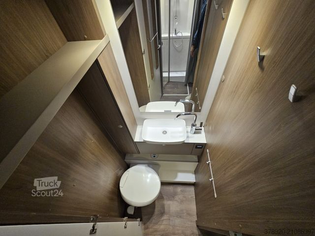 Semi-integrated camper CARADO Edition26 T Ford 449 Adapt. Tempomat