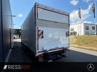 Avolavetta pressupeitolla MAN TGL 12.250 4x2 AHK