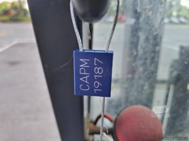 Front loader forklift Caterpillar DP25NT