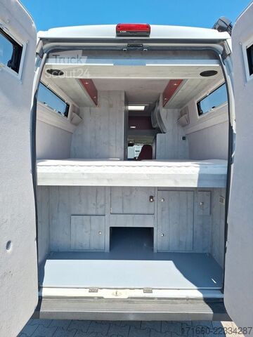 Kamper kombi LA STRADA Avanti EB 640 Navi/ Rückfahrkamera