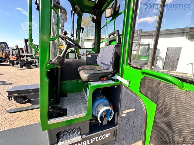 Cărucior cu stivuitor cu 4 căi Combilift C4000 / TRIPLEX / 4900MM / GAS