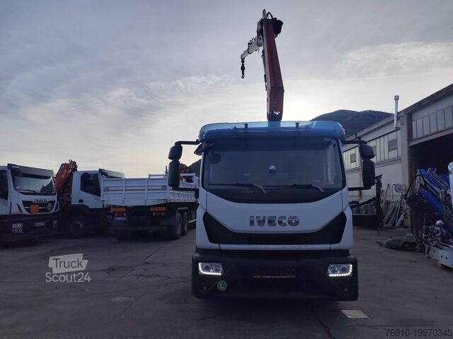Macara montată pe camion Iveco EuroCargo 140-250