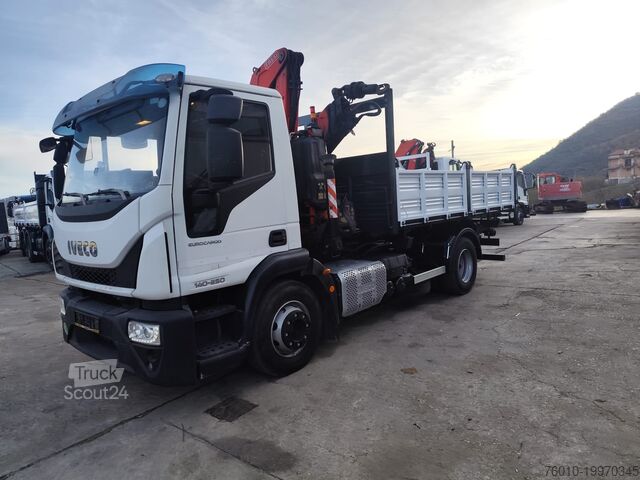 Macara montată pe camion Iveco EuroCargo 140-250