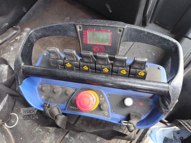 Macara montată pe camion Iveco EuroCargo 140-250