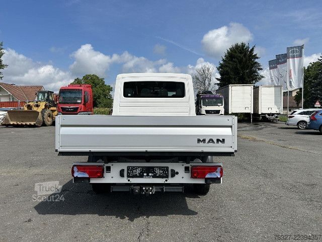 Панелен ван MAN TGE 3.180 4X4 DoKa Pritsche ALLRAD - DIFF L3