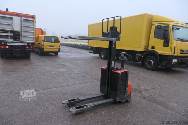 Hochhubwagen bt SWE 080L