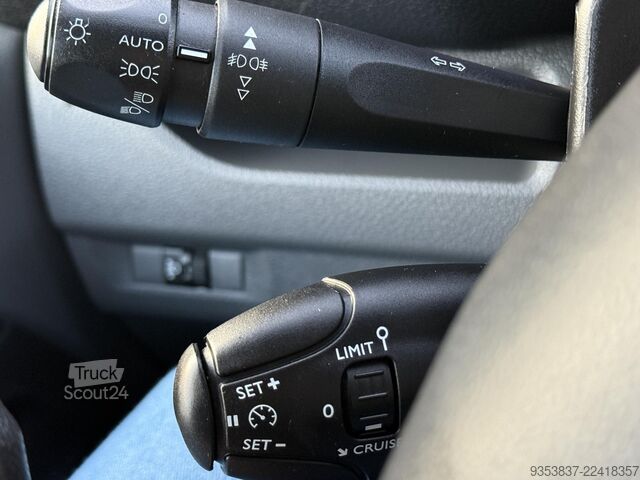 Stationwagen met hoog dak Peugeot Expert 2.0 BlueHDI 145 Standard Premium