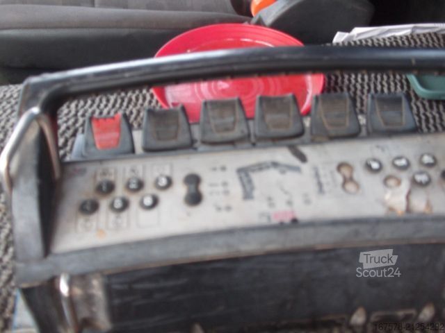 Wywrotka MERCEDES-BENZ AXOR 1828 Kipper/ Kran/ANH Kipper