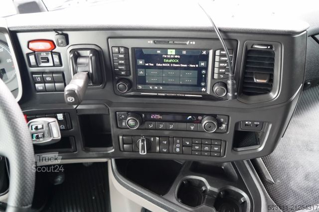 Standard tractor unit SCANIA R 450 / RETARDER / HYDRAULIKA / I-PARK COOL / FU