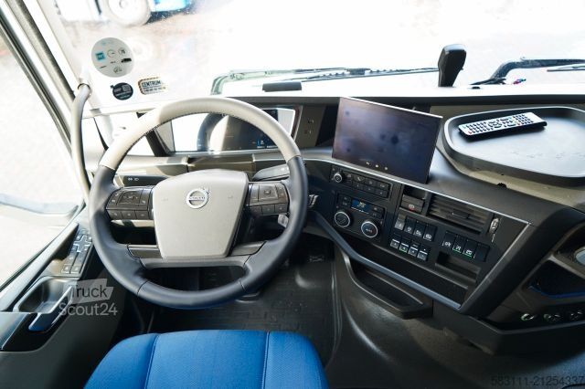 Standardowy ciągnik siodłowy VOLVO FH 460 / I-PARK COOL / I-SAVE /  TV / 