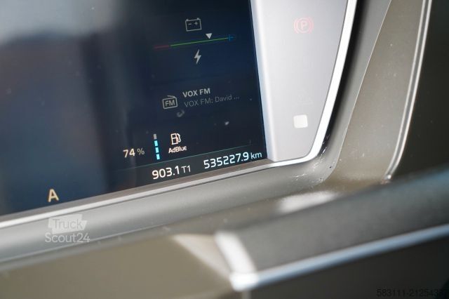 Standardowy ciągnik siodłowy VOLVO FH 460 / I-PARK COOL / I-SAVE /  TV / 