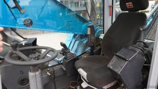 Gumikerekes kotrógép FUCHS MHL 340 Umschlagbagger Pratzen