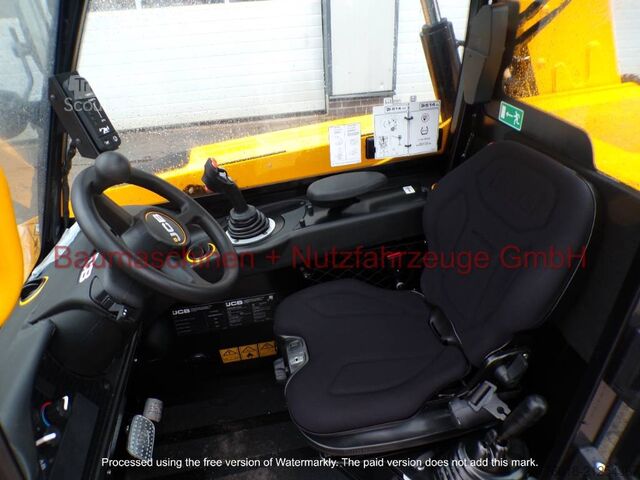 Teleszkópos rakodó JCB 514-40 NEU