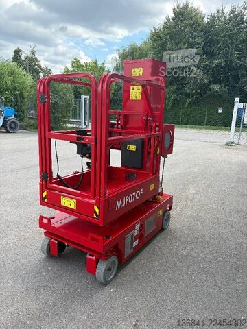 Ascensore a forbice Magni MJP07OF - 6,70m Elektro Mastarbeitsbühne
