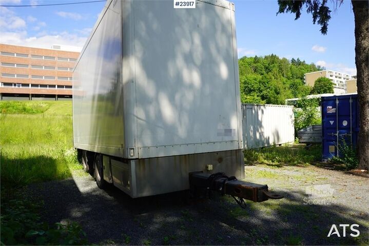 куфар Ekeri 2-Axle Box Trailer with Tail Lift and Full Side Op