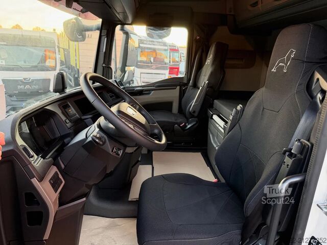 Hakenarmsystem MAN TGX 26.520 6x2 LL Abroller Hyva Titanium