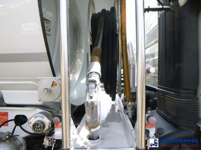 Autocisterna Renault Premium 270.19 4x2 fuel tank 13.7 m3 / 4 comp