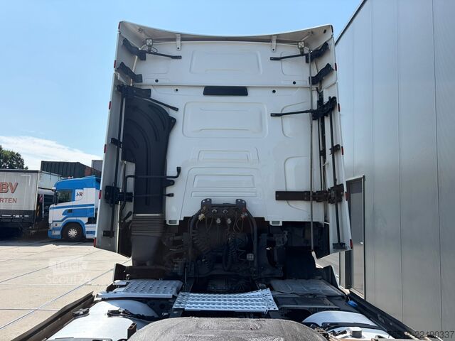 Standard-SZM Renault T480 / High / 2 Tanks / TUV: 12-2026